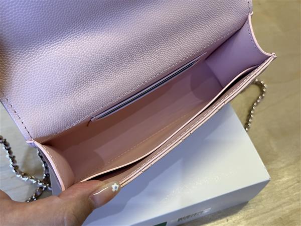 2026127215015834 580